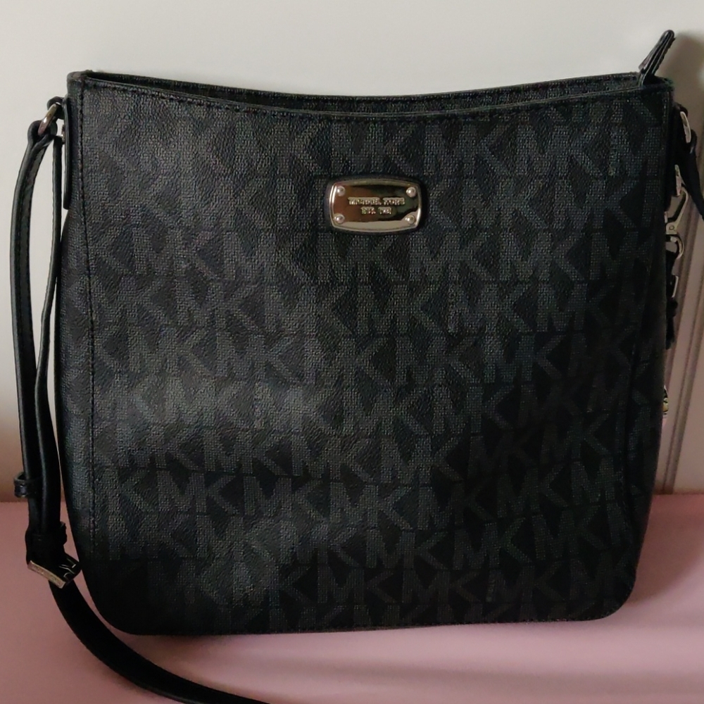🔥 NEW Michael Kors Crossbody Bag